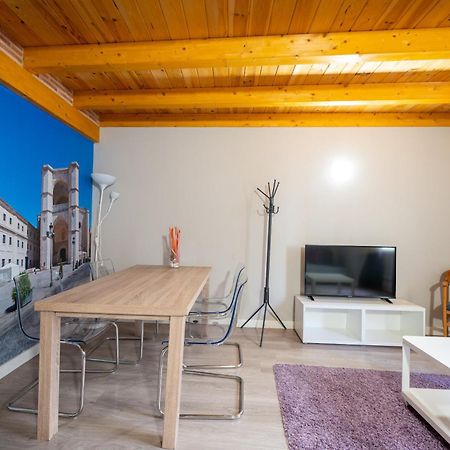 Apartamentos Go - Leopoldo Cano Center Valladolid Luaran gambar