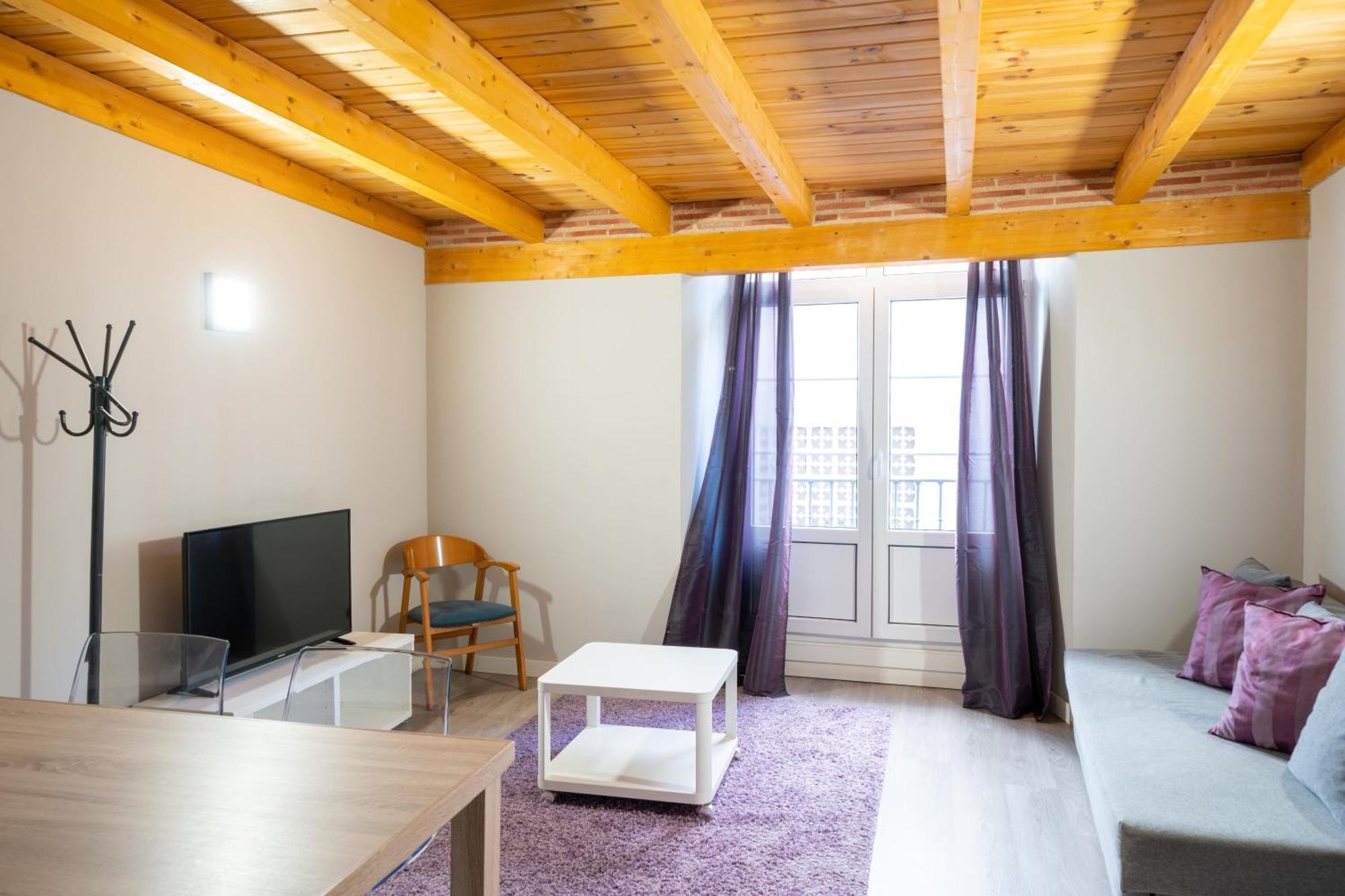 Apartamentos Go - Leopoldo Cano Center Valladolid Luaran gambar