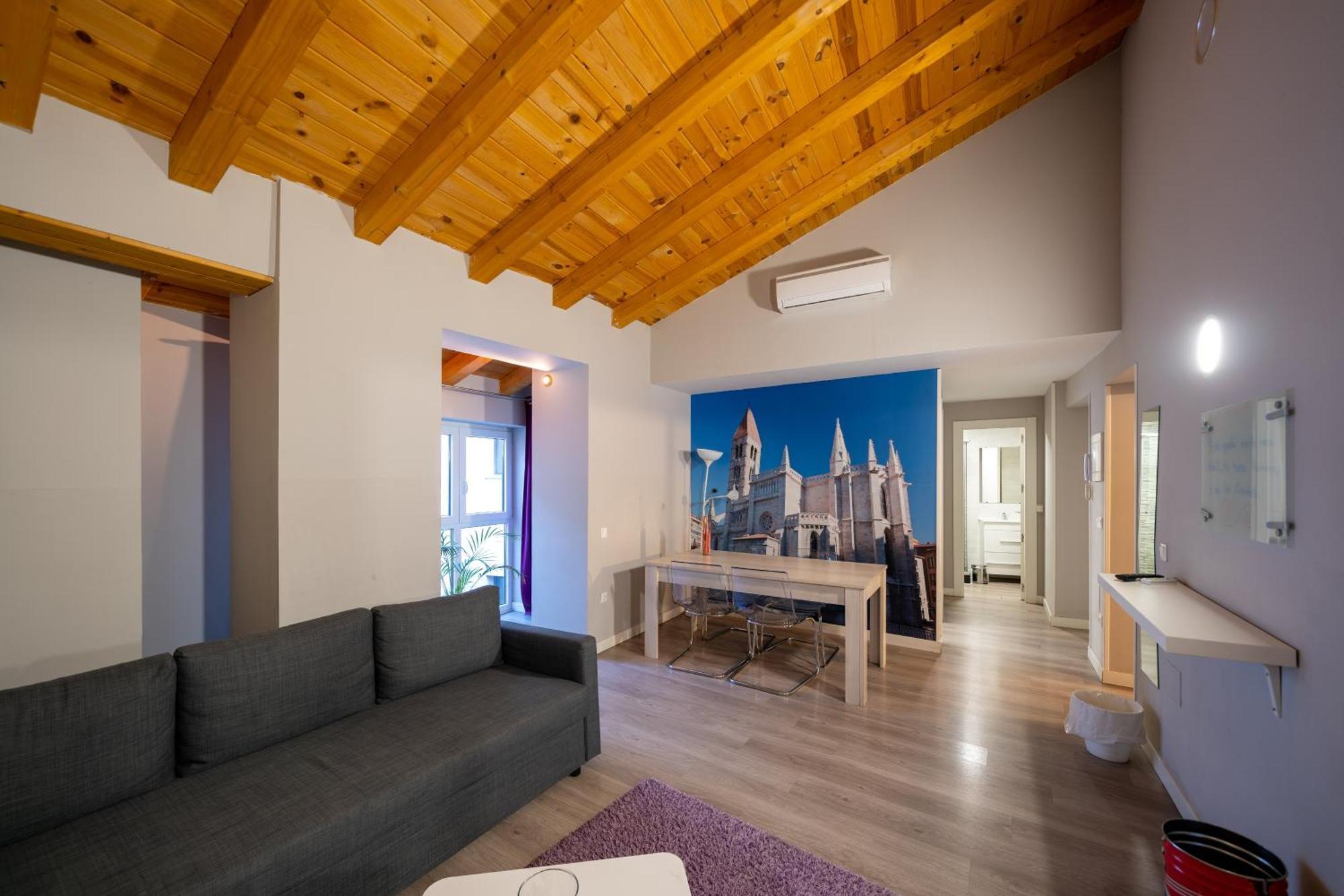 Apartamentos Go - Leopoldo Cano Center Valladolid Luaran gambar