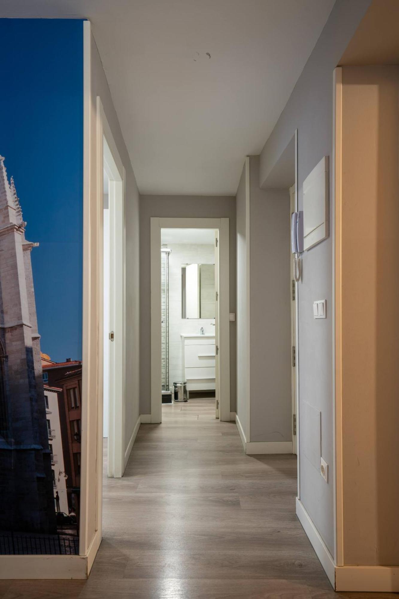 Apartamentos Go - Leopoldo Cano Center Valladolid Luaran gambar